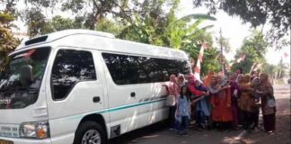Sewa Elf Subang Dan Toyota Hiace Murah Berkualitas sewa elf subang