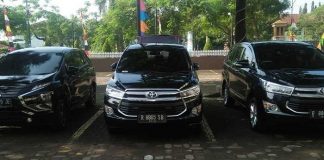 Rental Mobil Kediri Dengan Sopir/Lepas Kunci rental mobil kediri